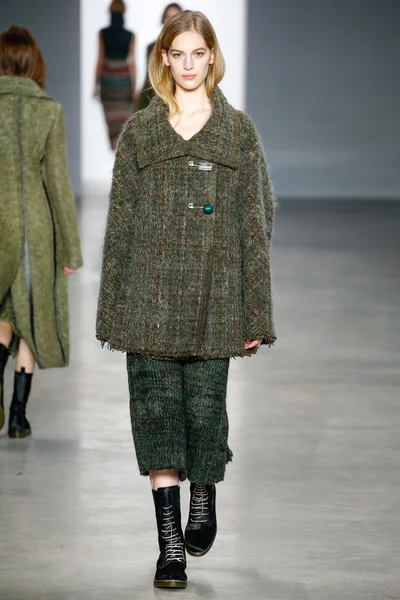 Look 24